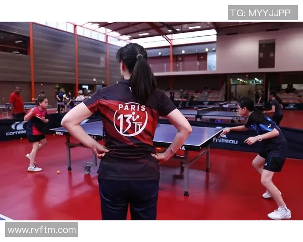 刘芳专访：从乒乓球新星到传奇教练的辉煌历程回顾